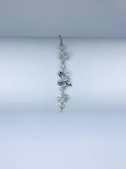 Flutter Glow Zircon Bracelet
