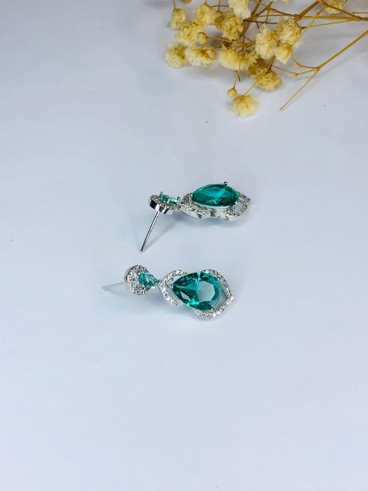 Verdant Shine Earrings